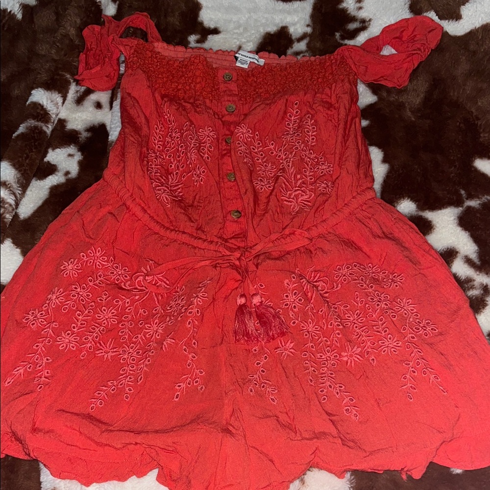 American Eagle Outfitters Red Textured Garment